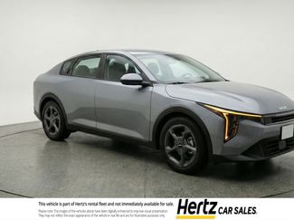 Used 2025 Kia K4 LXS video 1