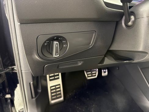 Used 2019 Volkswagen Tiguan SEL Premium R-Line AWD/4WD image 15