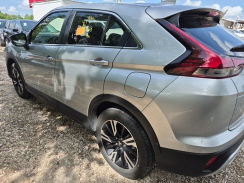 Used 2025 Mitsubishi Eclipse Cross SE image 2