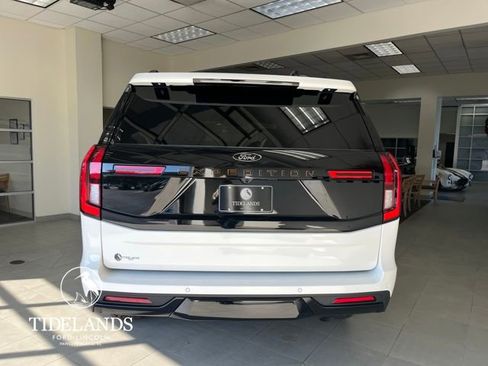 New 2025 Ford Expedition Tremor image 7