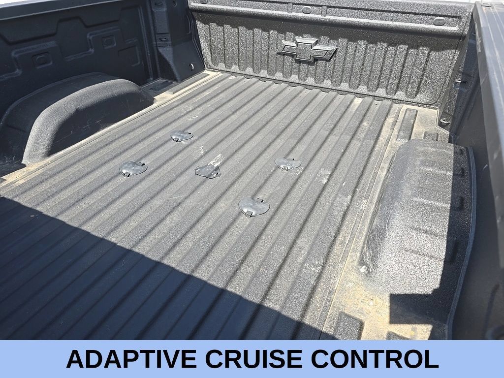 Used 2025 Chevrolet Silverado 2500 ZR2 w/ Technology Package AWD/4WD image 6