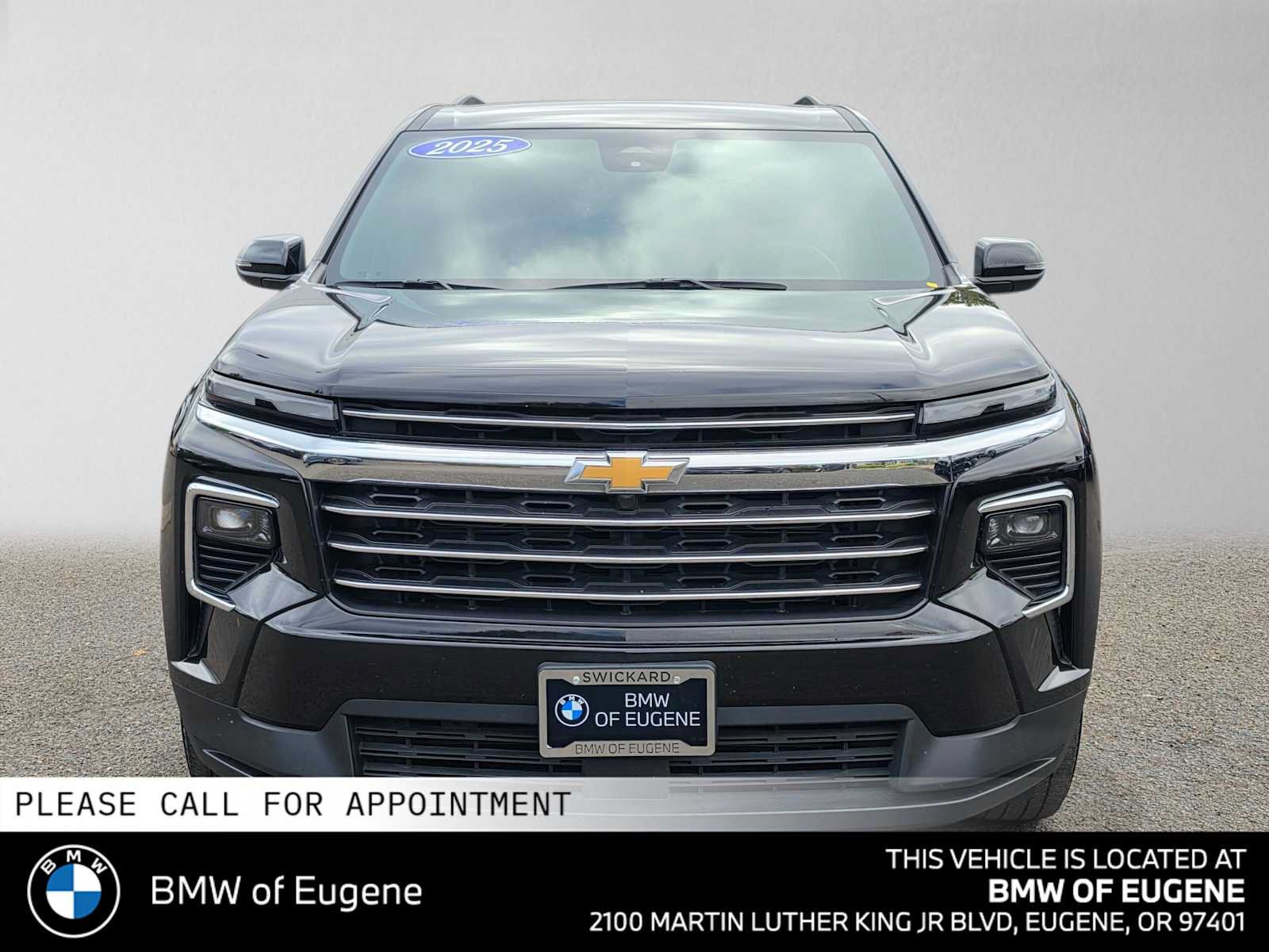 Used 2025 Chevrolet Traverse LT AWD/4WD image 8