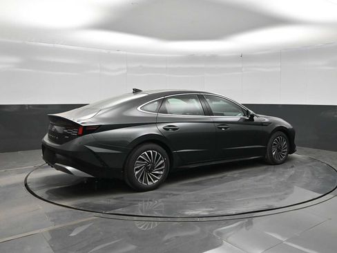 New 2026 Hyundai Sonata SEL FWD image 8