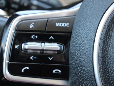 Used 2022 Kia Sorento SX FWD image 24
