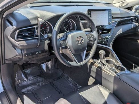 Used 2021 Toyota Camry XLE FWD image 17