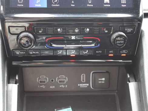 Used 2023 Jeep Grand Cherokee 4WD 4xe w/ Luxury Tech Group II image 30