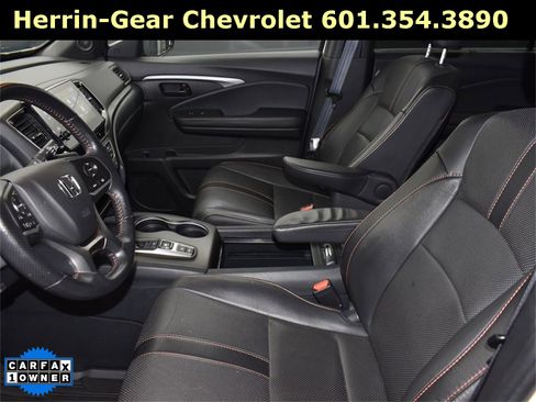 Used 2023 Honda Passport TrailSport image 13