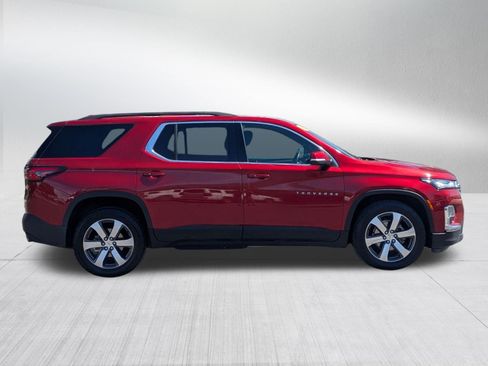 Certified 2022 Chevrolet Traverse LT w/ LT Premium Package AWD/4WD image 7