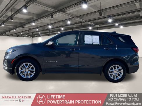 Used 2022 Chevrolet Equinox LS image 13
