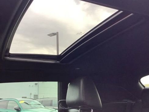 Used 2016 Dodge Challenger R/T Scat Pack RWD image 16