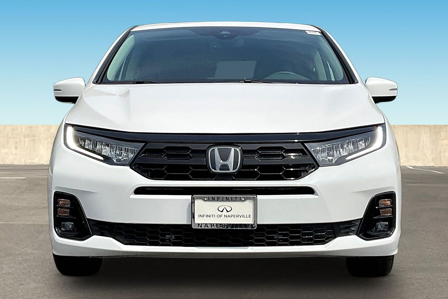 Used 2026 Honda Odyssey Elite image 2