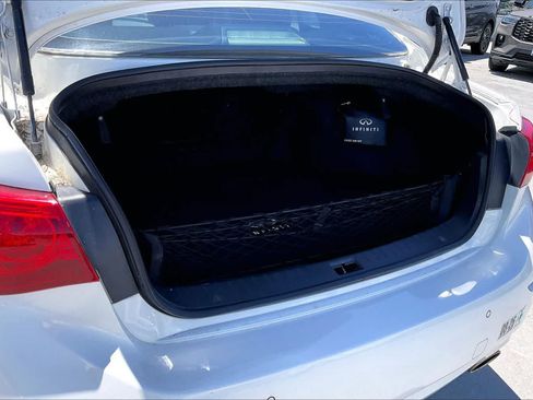 Used 2014 INFINITI Q50 Premium w/ Technology Package RWD image 18