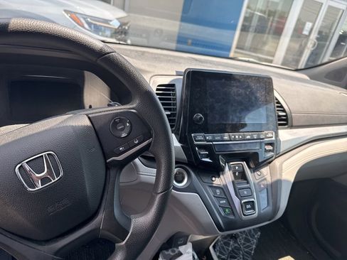 Used 2021 Honda Odyssey EX image 14