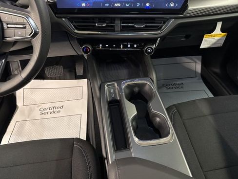 New 2026 Chevrolet Equinox EV LT image 17