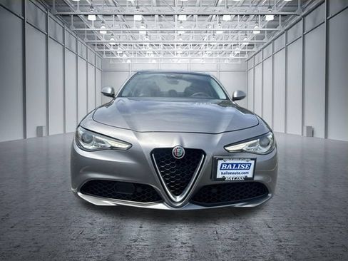 Used 2018 Alfa Romeo Giulia AWD image 15
