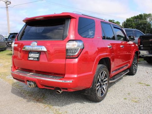 Used 2015 Toyota 4Runner 4WD image 8