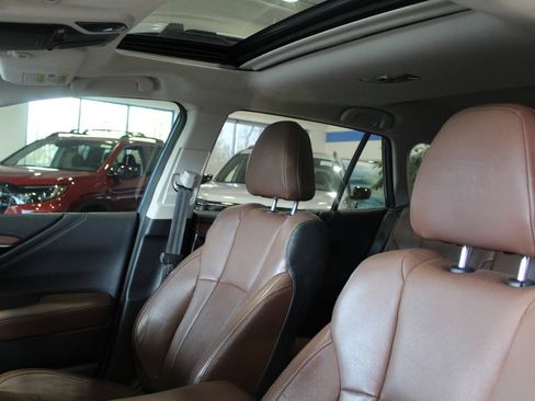 Used 2020 Subaru Outback Touring XT image 13