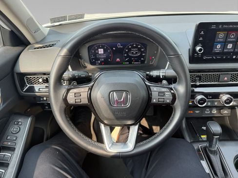 Used 2023 Honda Civic Touring image 13