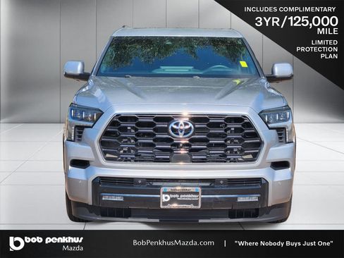 Used 2023 Toyota Sequoia Platinum AWD/4WD image 22