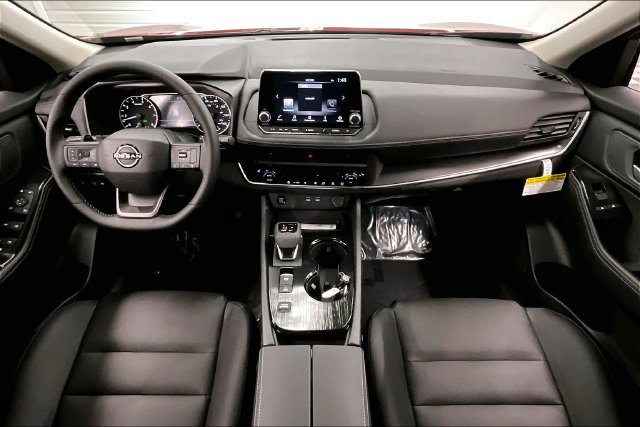 New 2026 Nissan Rogue Dark Armor FWD image 6