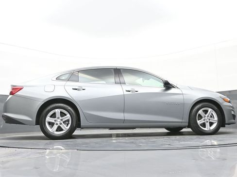 Used 2024 Chevrolet Malibu LS image 37