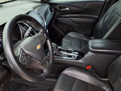 Used 2023 Chevrolet Equinox Premier image 16