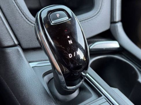 Used 2023 Cadillac XT6 Premium Luxury image 20