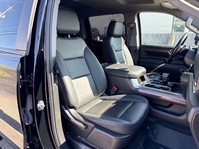 Certified 2023 Chevrolet Silverado 1500 RST w/ Redline Edition AWD/4WD image 25