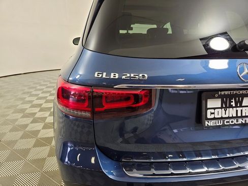 Certified 2021 Mercedes-Benz GLB 250 4MATIC image 7