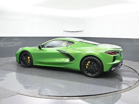 New 2026 Chevrolet Corvette Stingray Preferred Cpe image 3