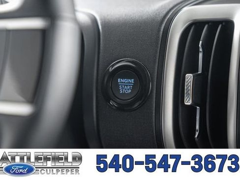 New 2026 Ford Expedition Active image 29