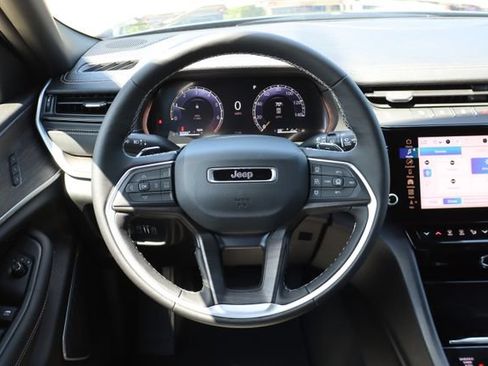 New 2026 Jeep Grand Cherokee L Limited AWD/4WD image 21