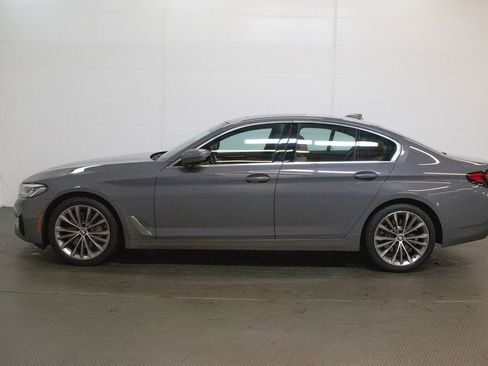 Used 2022 BMW 530i xDrive w/ Premium Package AWD/4WD image 7