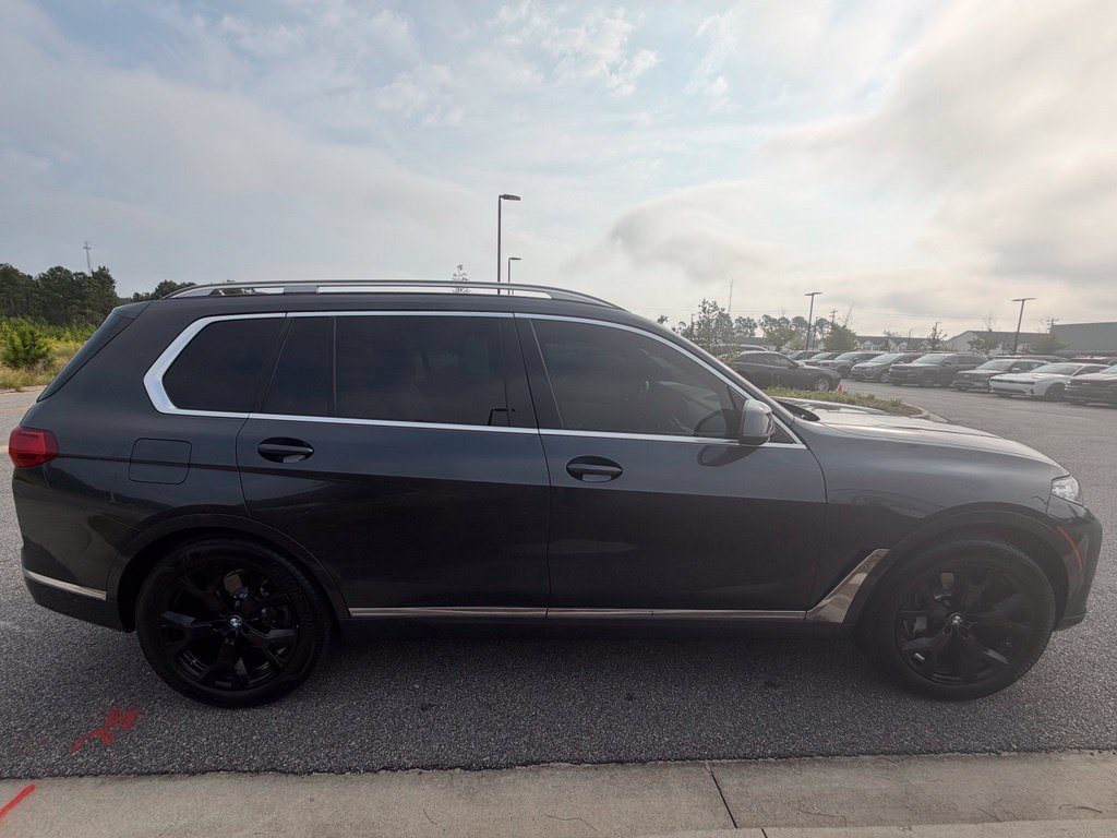 Used 2021 BMW X7 xDrive40i w/ Premium Package AWD/4WD image 7