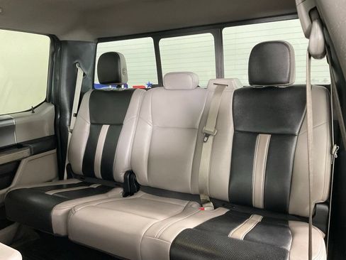Used 2015 Ford F150 XLT w/ Equipment Group 302A Luxury RWD image 16