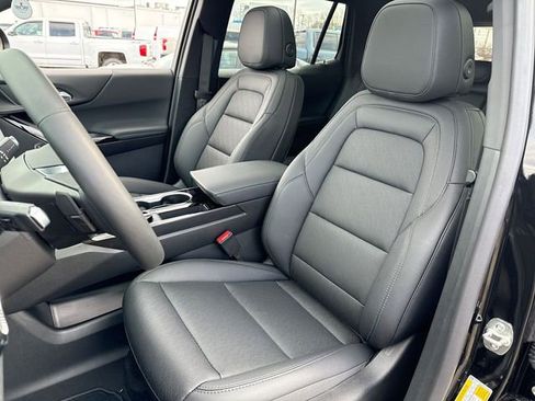 New 2026 Chevrolet Equinox LT w/ Convenience Package II AWD/4WD image 11