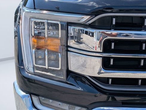 Used 2022 Ford F150 Lariat AWD/4WD image 9