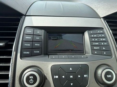 Used 2018 Ford Taurus SE FWD image 28