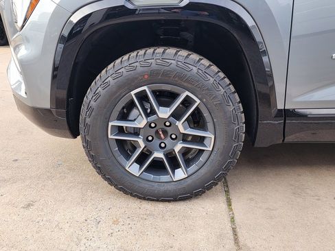 New 2026 GMC Terrain AT4 w/ Convenience Package III image 56