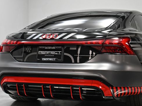 Used 2023 Audi RS e-tron GT image 59