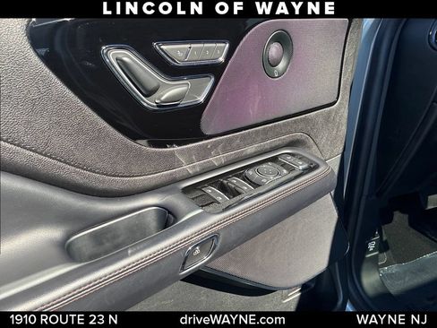 Certified 2023 Lincoln Aviator Reserve AWD/4WD image 14