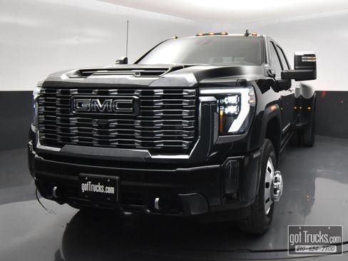 Used 2024 GMC Sierra 3500 Denali Ultimate AWD/4WD image 50