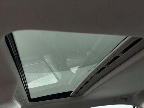 Used 2017 Volkswagen Jetta SE image 48