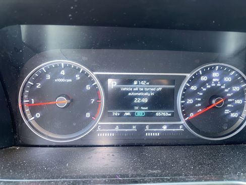 Used 2023 Kia Sorento S w/ Panoramic Sunroof Package FWD image 19