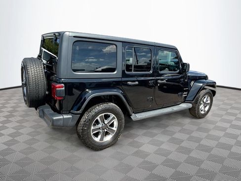 Used 2020 Jeep Wrangler Unlimited Sahara w/ Safety Group AWD/4WD image 6