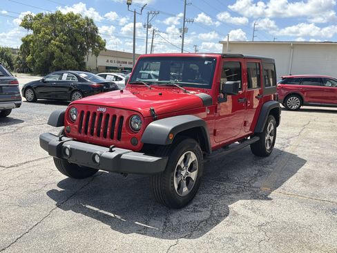 Used 2018 Jeep Wrangler Unlimited Sport S AWD/4WD image 7