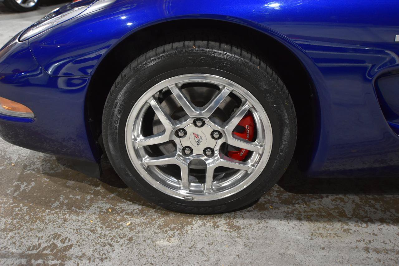 Used 2004 Chevrolet Corvette Z06 w/ Z06 Preferred Equipment Group RWD image 39