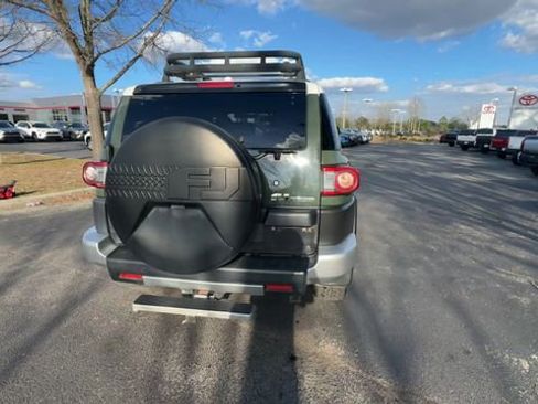 Used 2014 Toyota FJ Cruiser 4WD w/ Upgrade Package image 12