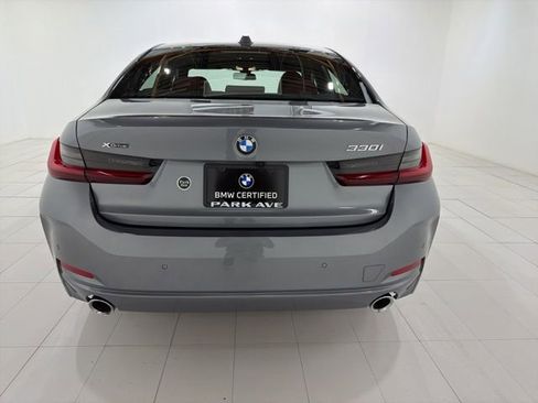 Certified 2023 BMW 330i xDrive Sedan w/ Premium Package AWD/4WD image 4