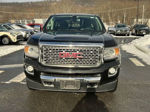 Used 2017 GMC Canyon SLT w/ Driver Alert Package image 2